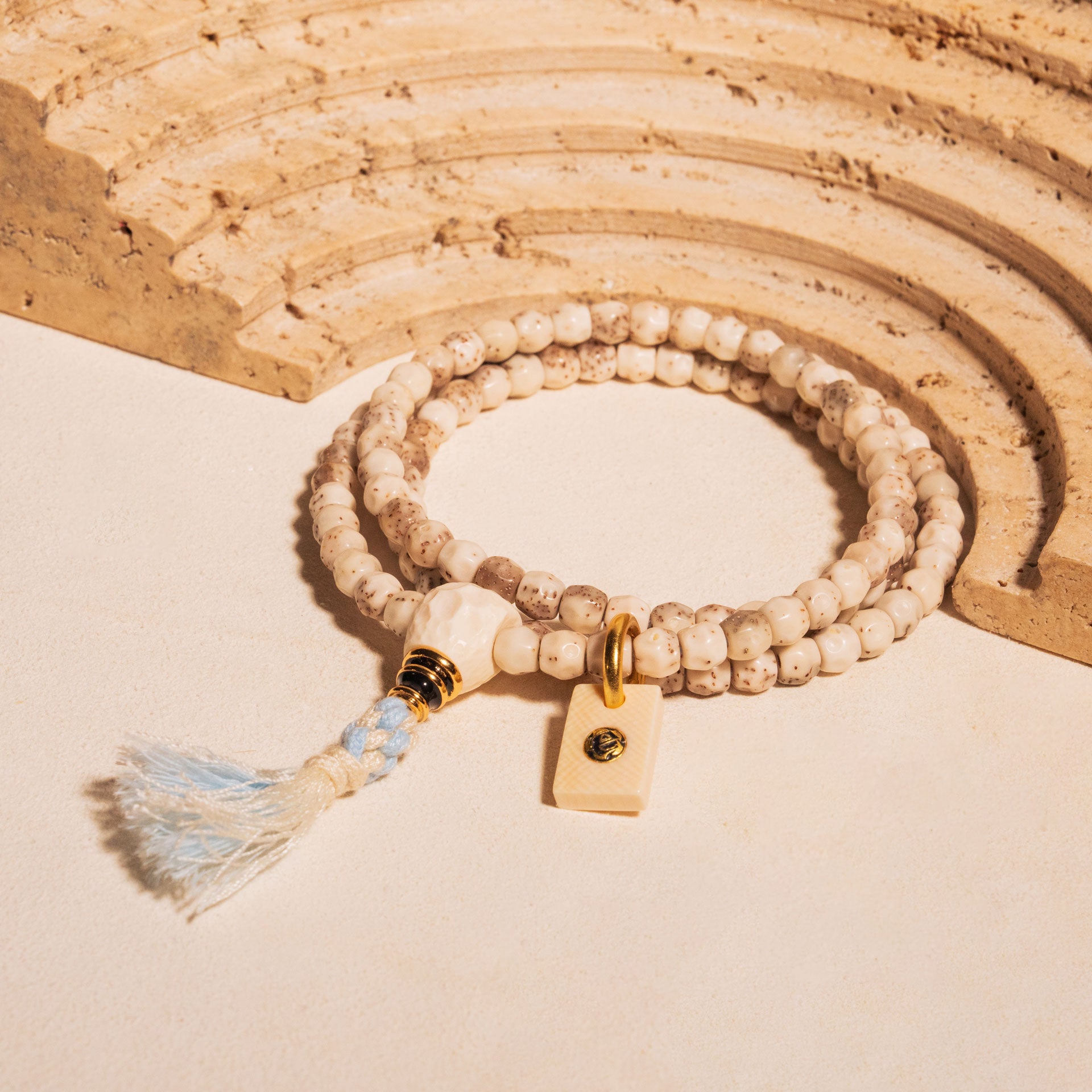 Formless Cuts - Pure White Mammoth Ivory Stelluna Necklace