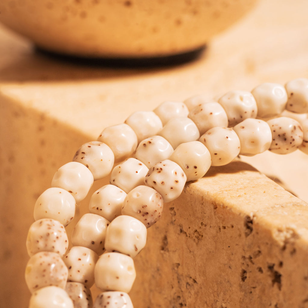Formless Cuts - Pure White Mammoth Ivory Stelluna Necklace