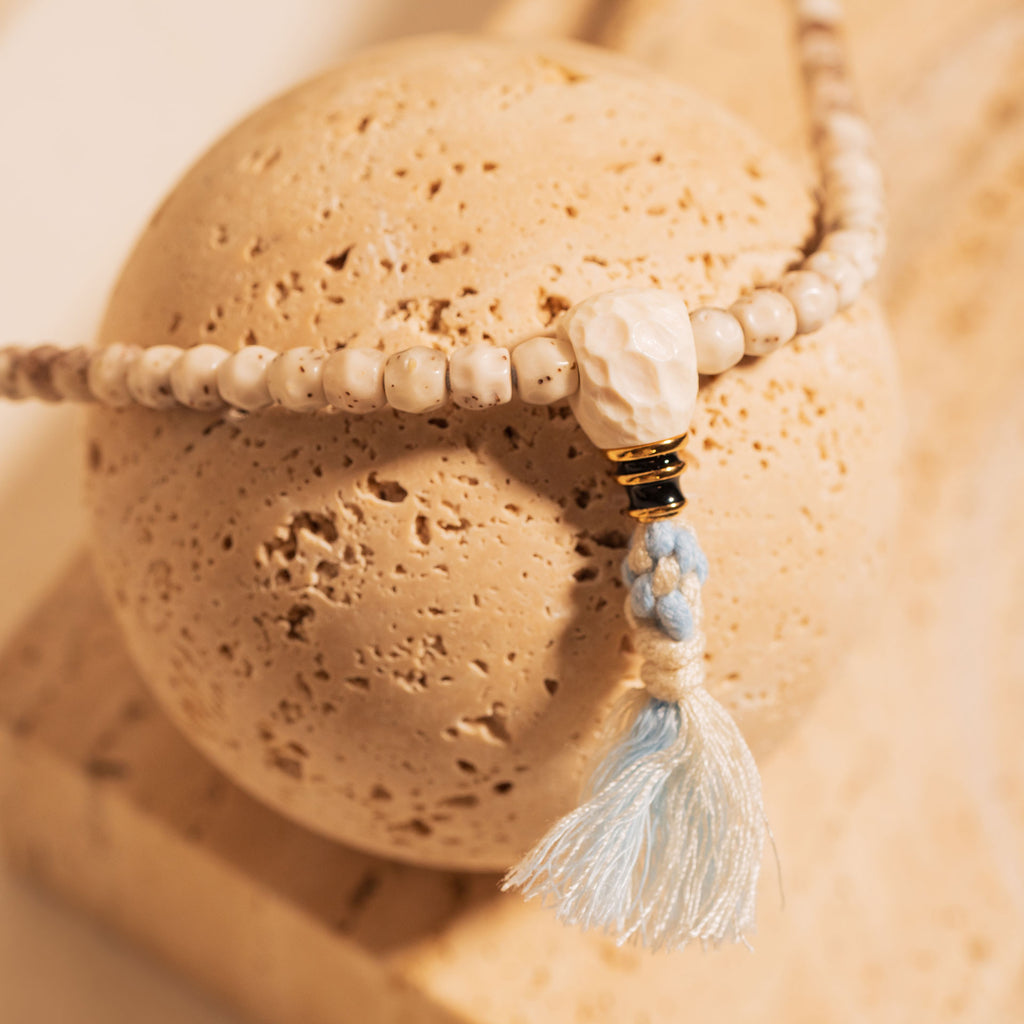 Formless Cuts - Pure White Mammoth Ivory Stelluna Necklace