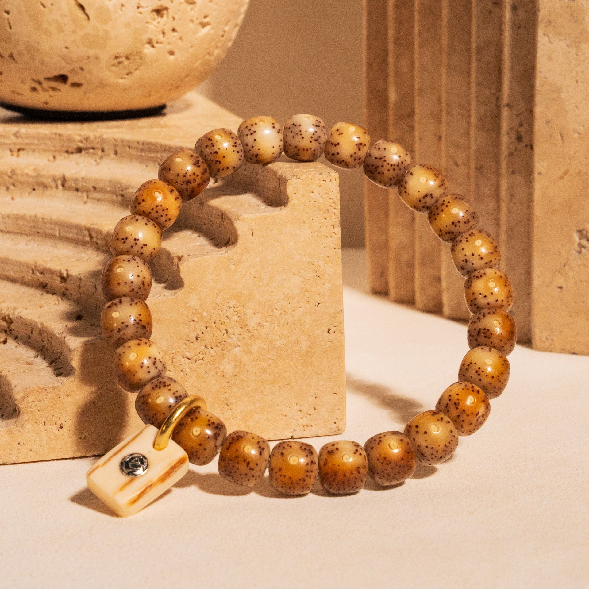 Classic Cuts – Fiery Sunset Bold Red Stelluna Bracelet