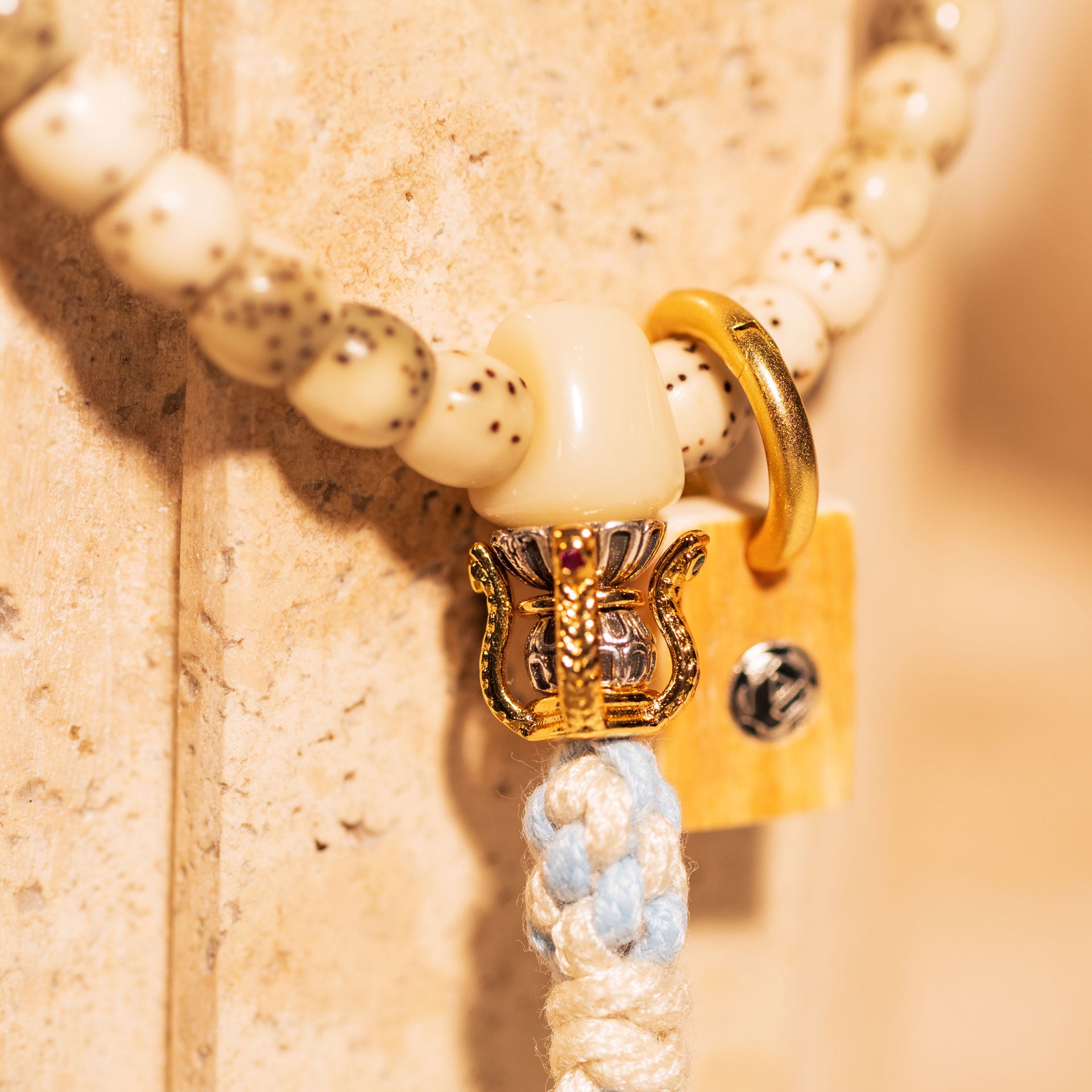 Barrel Cuts – Petite Grey Back Large Blank Mammoth & Sliver Connector Stelluna Bracelet