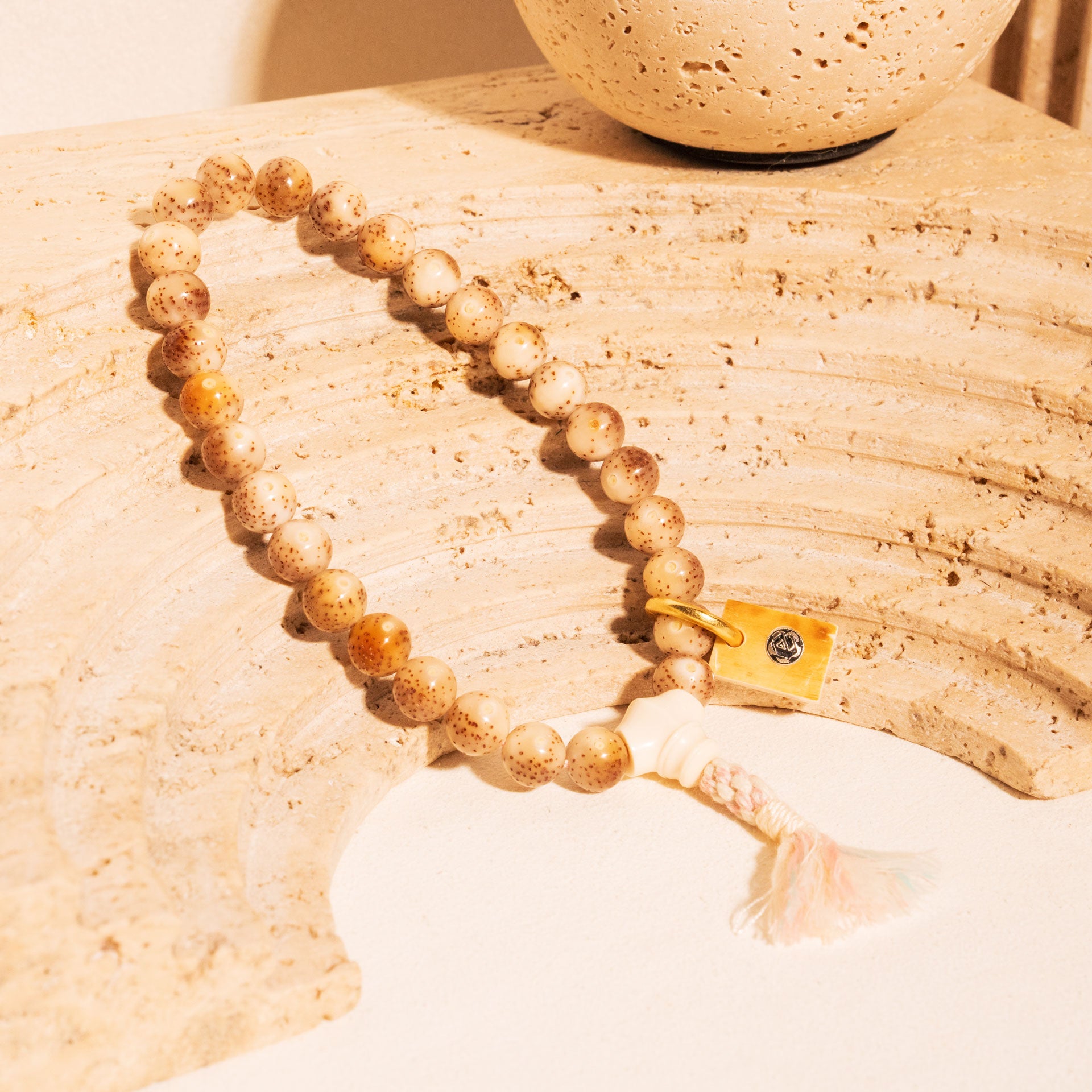 Round Cuts - Fiery Sunset Mammoth Tassel Stelluna Bracelet