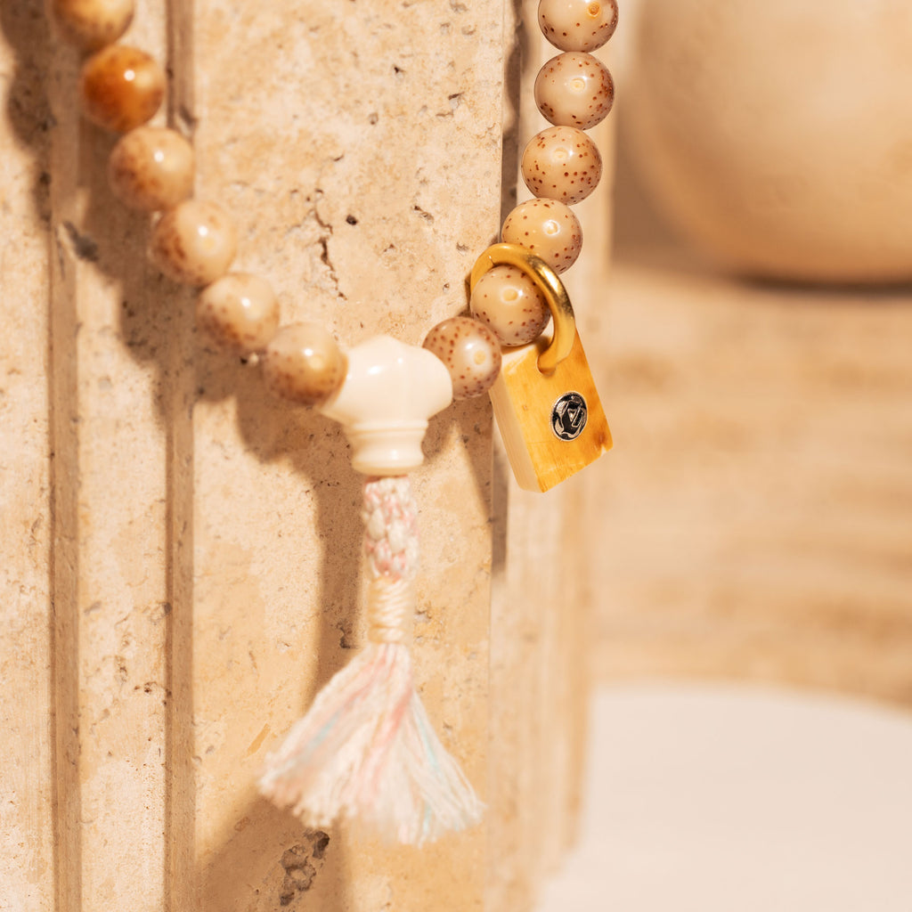 Round Cuts - Fiery Sunset Mammoth Tassel Stelluna Bracelet