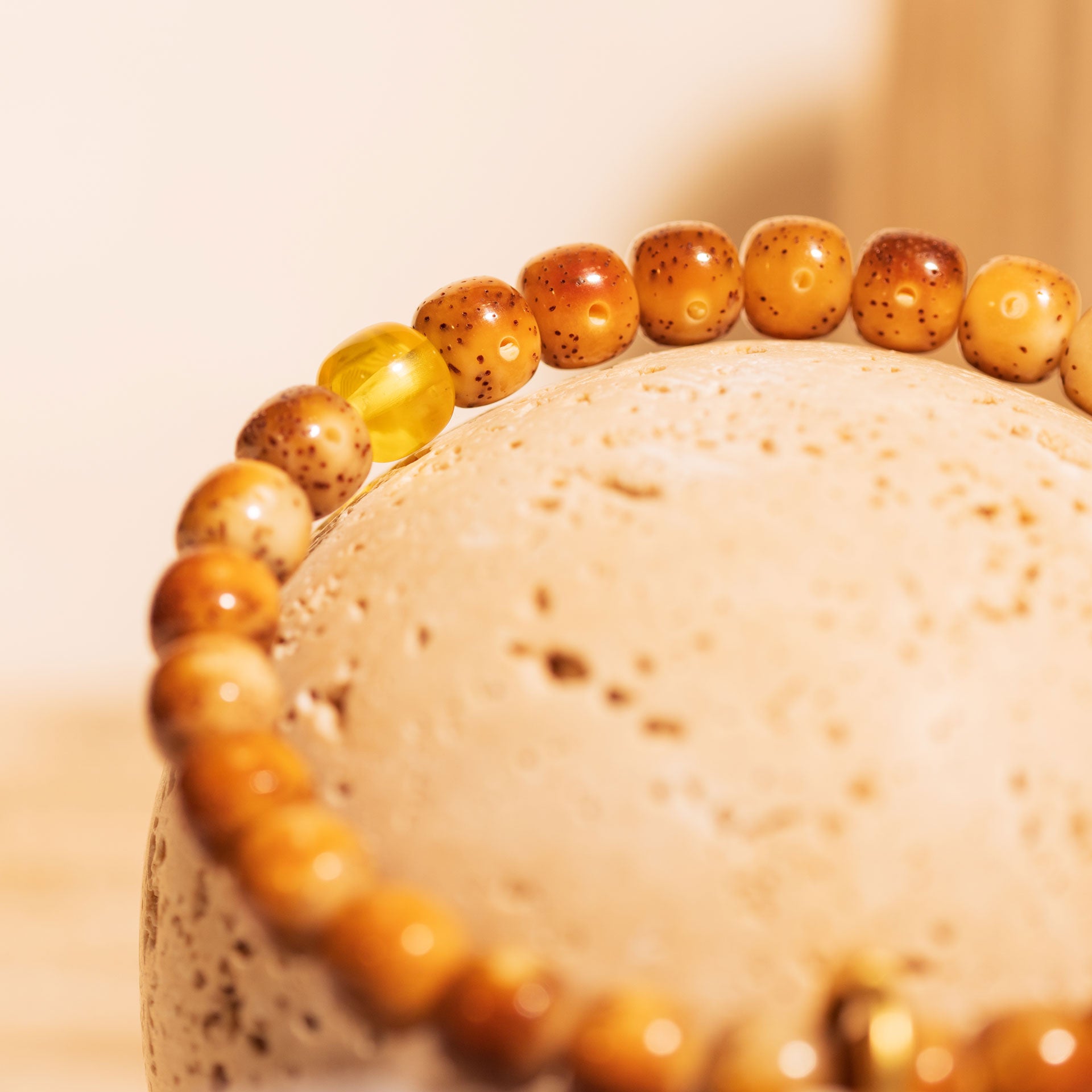 SUPREME - Classic Cuts - Exclusive Fiery Sunset Translucent Honey Amber Stelluna Bracelet